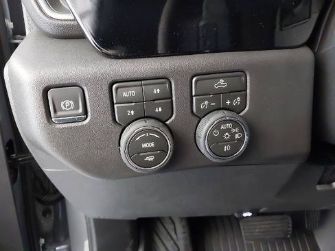 New 2026 Chevrolet Silverado 1500 LT Trail Boss w/ Convenience Package II AWD/4WD image 24