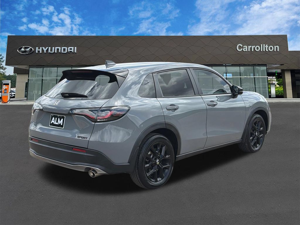 Used 2025 Honda HR-V Sport image 5