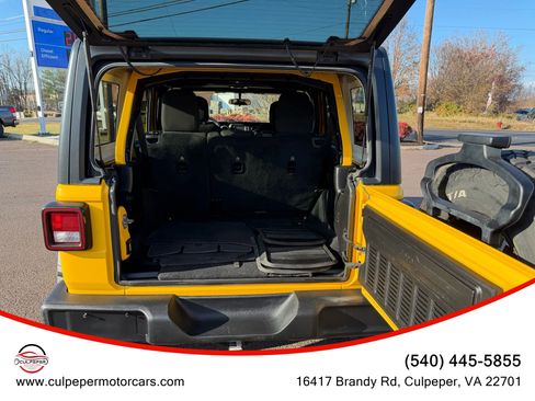 Used 2019 Jeep Wrangler Unlimited Sport image 11