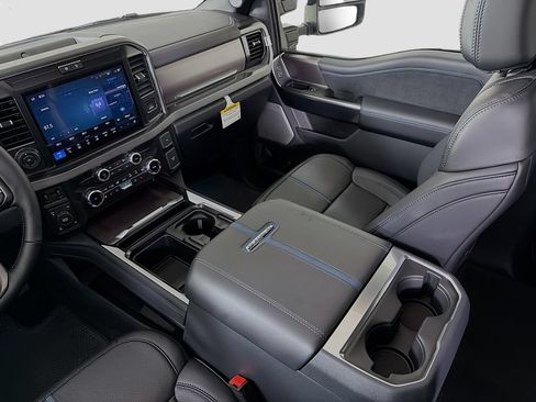 New 2026 Ford F250 Platinum AWD/4WD image 26