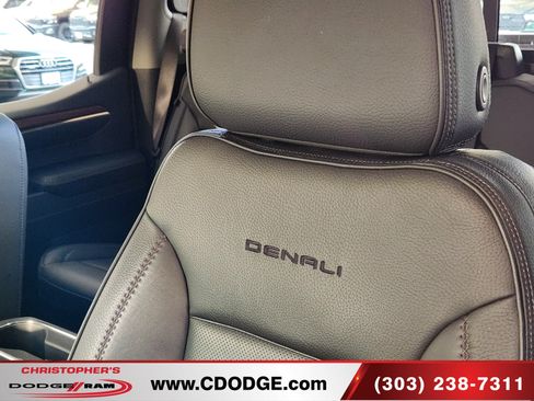 Used 2023 GMC Sierra 1500 Denali w/ Technology Package AWD/4WD image 15