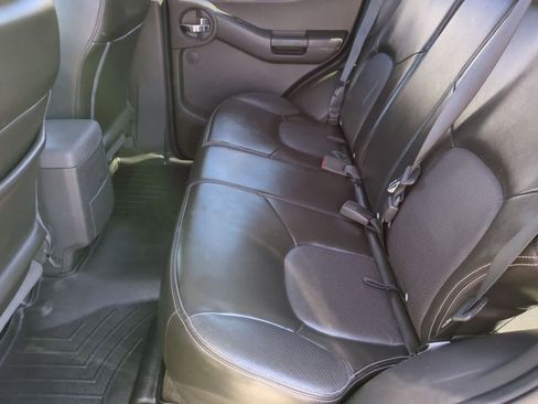 Used 2015 Nissan Xterra PRO-4X image 19