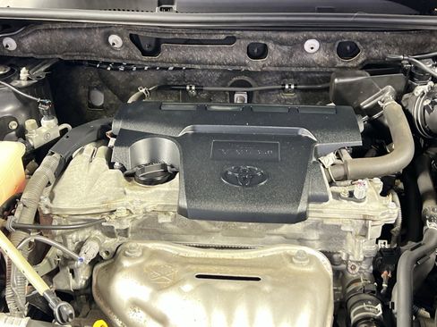 Used 2016 Toyota RAV4 Limited image 26