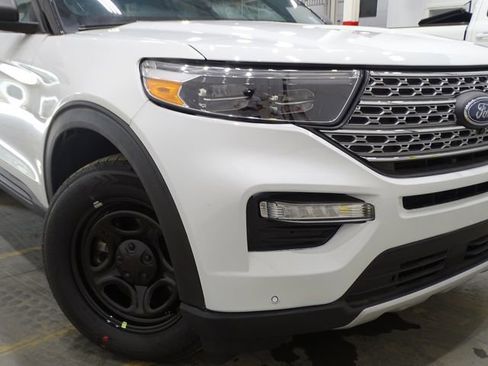 Used 2023 Ford Explorer 4WD Police Interceptor w/ Ultimate Wiring Package image 36