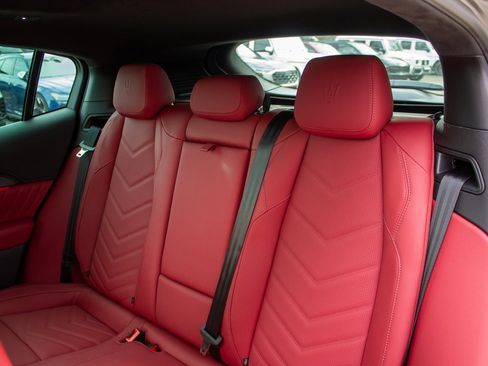 New 2025 Maserati Grecale Modena image 21