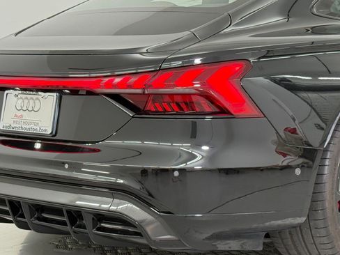 Used 2023 Audi RS e-tron GT image 13