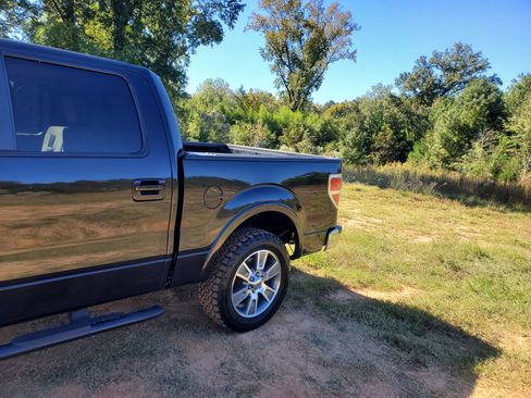 Used 2014 Ford F150 Lariat w/ Equipment Group 501A Mid image 5