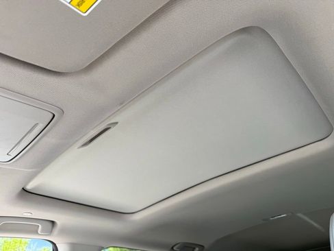 Used 2025 Honda CR-V EX-L image 30