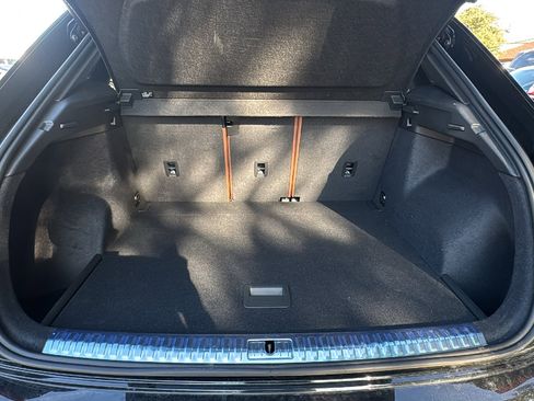 Certified 2025 Audi Q3 2.0T Premium image 22