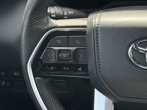 Used 2024 Toyota Tundra Platinum AWD/4WD image 14