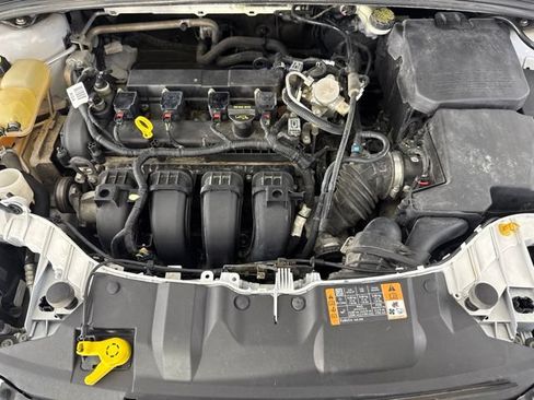 Used 2014 Ford Focus SE FWD image 17