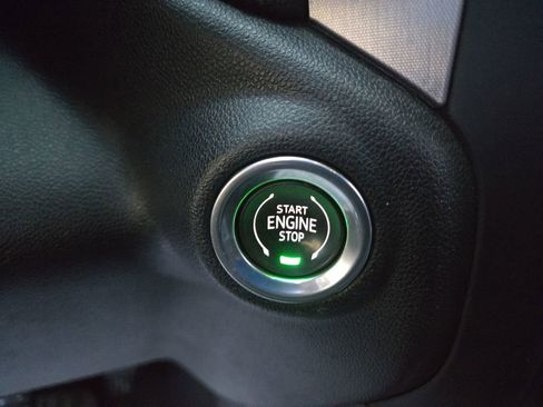 Used 2020 GMC Sierra 1500 Elevation w/ Elevation Value Package image 20