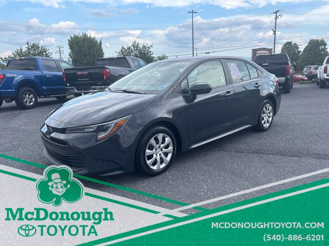 Used 2024 Toyota Corolla LE FWD image 1