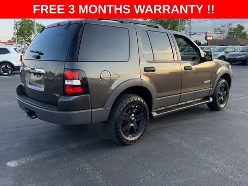 Used 2006 Ford Explorer XLT AWD/4WD image 8