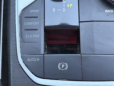Used 2023 BMW i4 eDrive40 w/ Premium Package RWD image 7