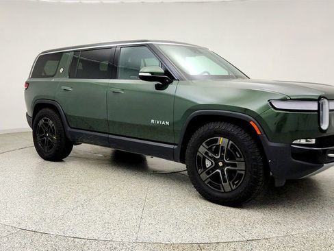 Used 2024 Rivian R1S Adventure AWD/4WD image 3