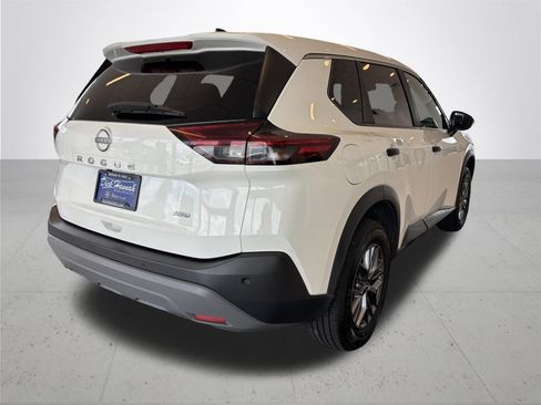 Used 2023 Nissan Rogue S AWD/4WD image 7