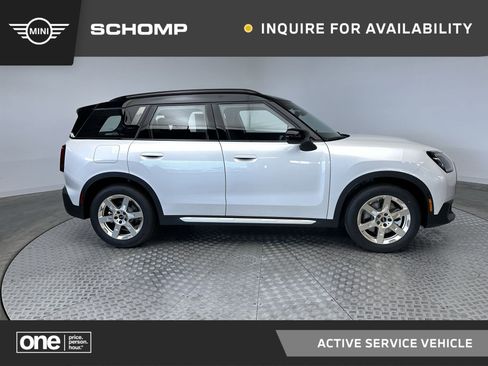 Used 2025 MINI Cooper Countryman S image 1