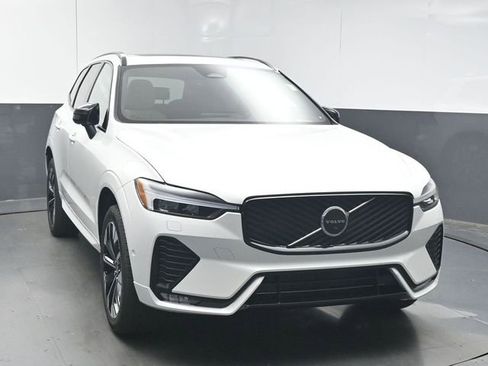 New 2026 Volvo XC60 B5 Plus w/ Protection Package Premier image 2
