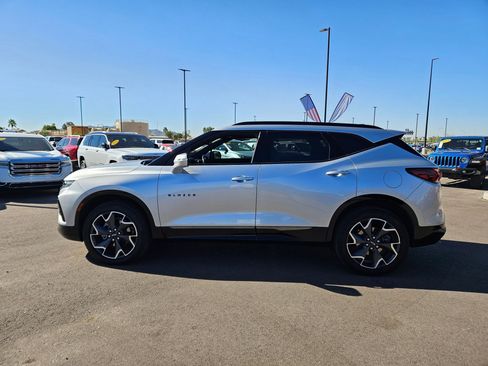 Used 2022 Chevrolet Blazer RS w/ Enhanced Convenience Package image 2