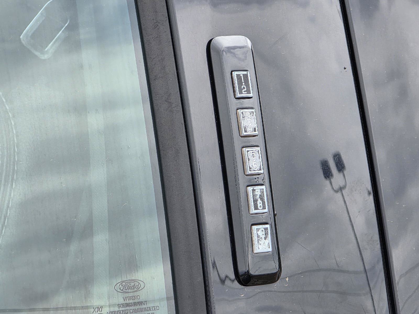 Used 2019 Ford F150 Lariat w/ Equipment Group 502A Luxury AWD/4WD image 45