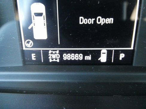 Used 2020 Chevrolet Silverado 1500 Custom w/ Custom Value Package image 29