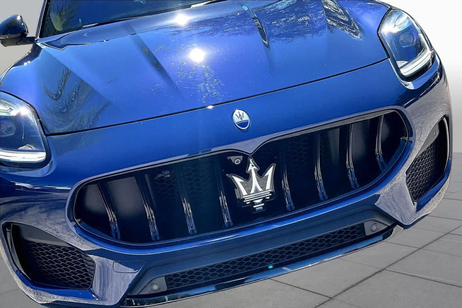 Used 2025 Maserati Grecale Modena AWD/4WD image 30