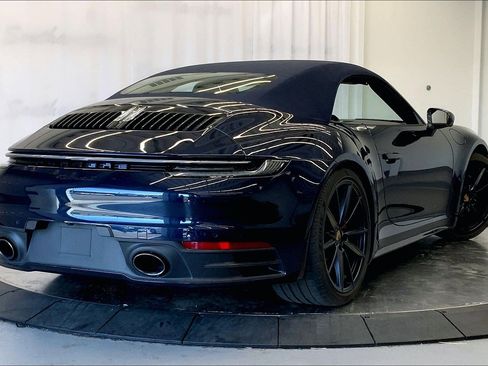 Used 2022 Porsche 911 Cabriolet image 6