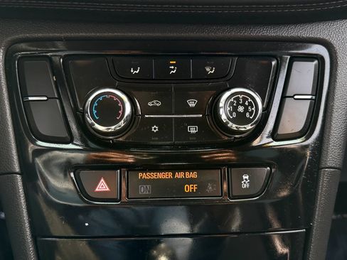 Used 2018 Buick Encore Preferred FWD image 19