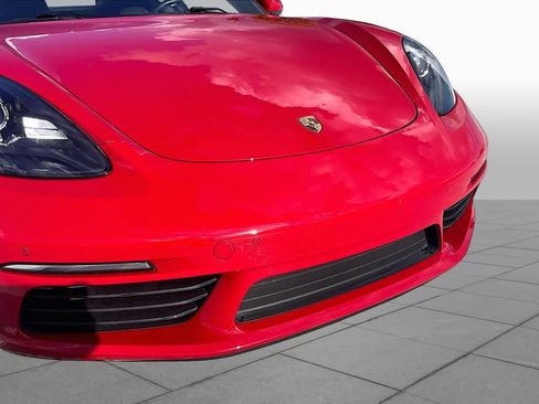Used 2019 Porsche 718 Cayman RWD image 26
