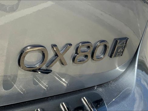 Used 2025 INFINITI QX80 Autograph w/ Autograph Exterior Package image 9