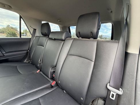 Used 2023 Toyota 4Runner TRD Off-Road Premium w/ Moonroof Package AWD/4WD image 17