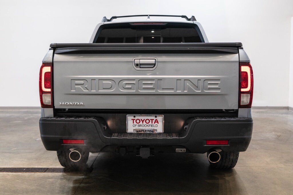 Used 2025 Honda Ridgeline RTL image 8