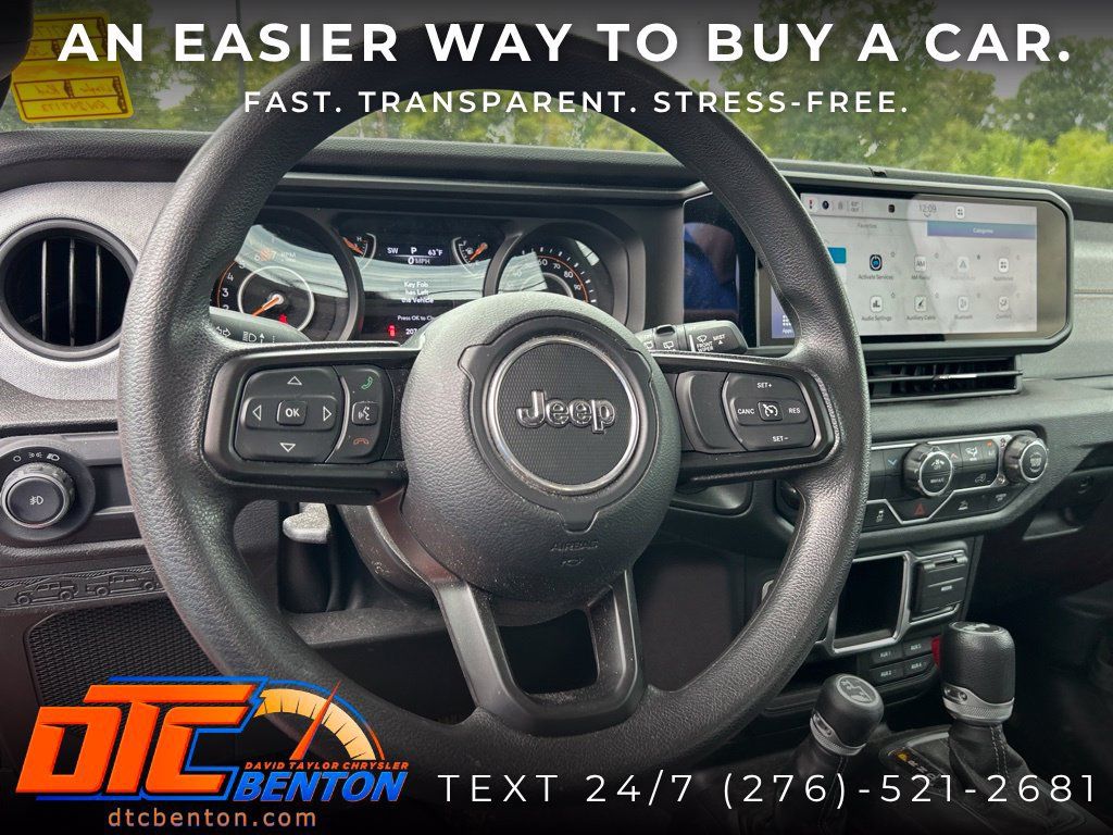 Used 2024 Jeep Wrangler Unlimited Sport AWD/4WD image 9