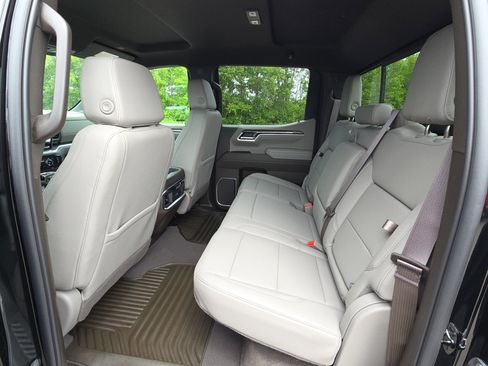 New 2026 Chevrolet Silverado 1500 LTZ w/ Z71 Off-Road Package AWD/4WD image 29