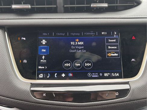 Used 2025 Cadillac XT6 Luxury AWD/4WD image 31