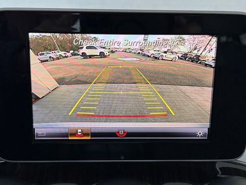 Used 2018 Mercedes-Benz C 300 Sedan image 34