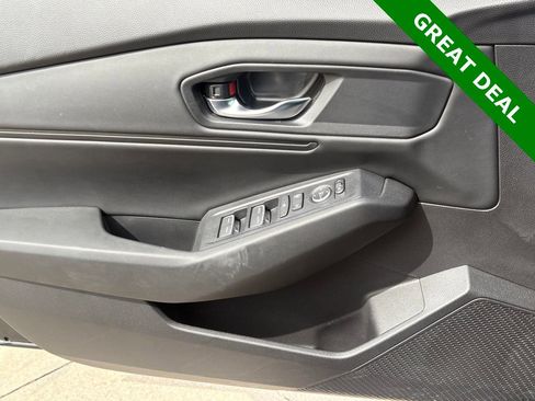 Used 2024 Honda Accord EX image 28