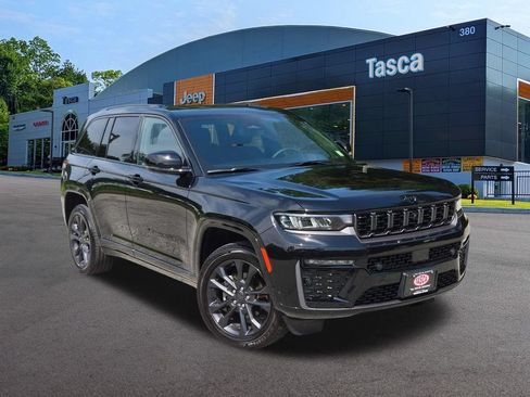 Used 2026 Jeep Grand Cherokee Limited AWD/4WD image 1