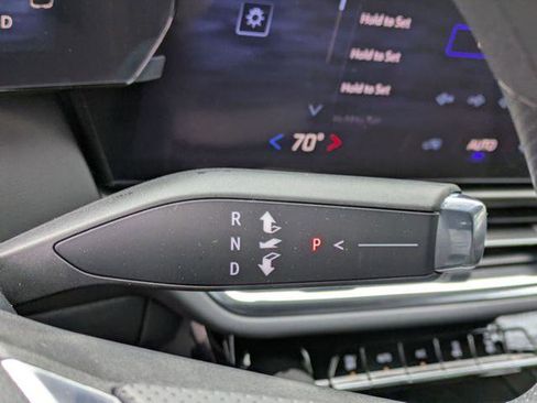 New 2026 Chevrolet Equinox EV LT FWD image 21