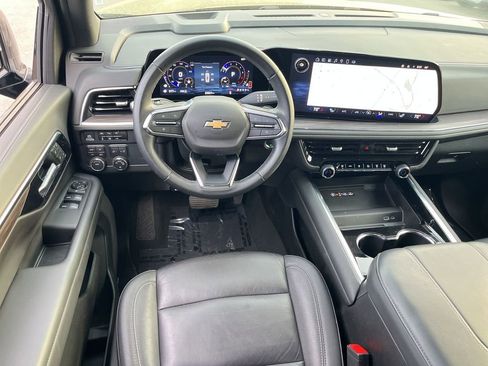Used 2025 Chevrolet Tahoe LT AWD/4WD image 26