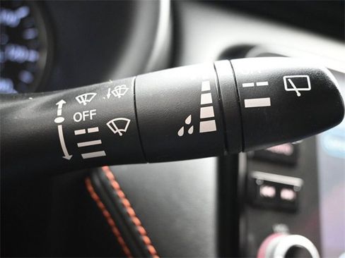 Used 2023 Nissan Kicks SR w/ SR Premium Package image 26