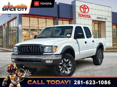Used 2001 Toyota Tacoma PreRunner RWD image 1