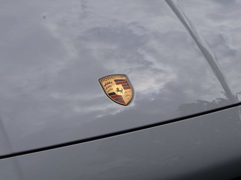 Certified 2024 Porsche Cayenne AWD/4WD image 13