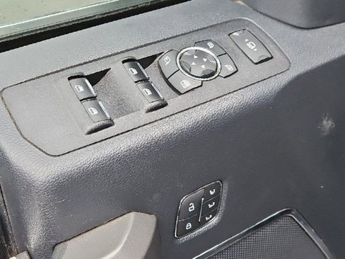 Used 2022 Ford F250 Platinum image 7