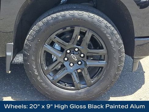 Used 2025 Chevrolet Silverado 1500 RST AWD/4WD image 29