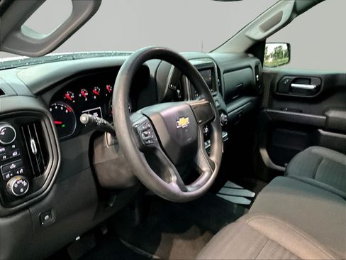 Used 2022 Chevrolet Silverado 1500 Custom AWD/4WD image 16