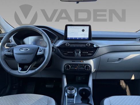 Used 2023 Ford Escape Active image 2