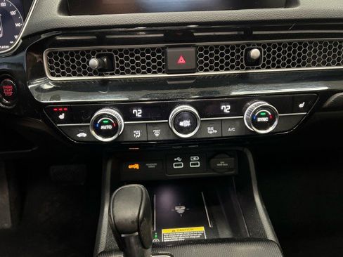 Used 2024 Honda Civic Touring image 25