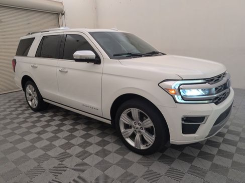 Used 2023 Ford Expedition Platinum image 1